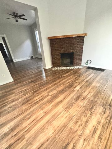 1302 E 72nd Street 2, Chicago, IL 60619