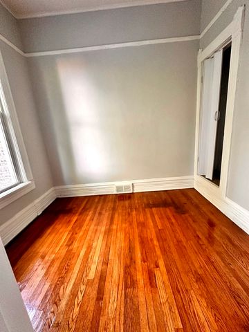 1302 E 72nd Street 2, Chicago, IL 60619