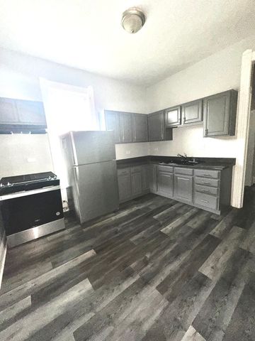 1302 E 72nd Street 2, Chicago, IL 60619