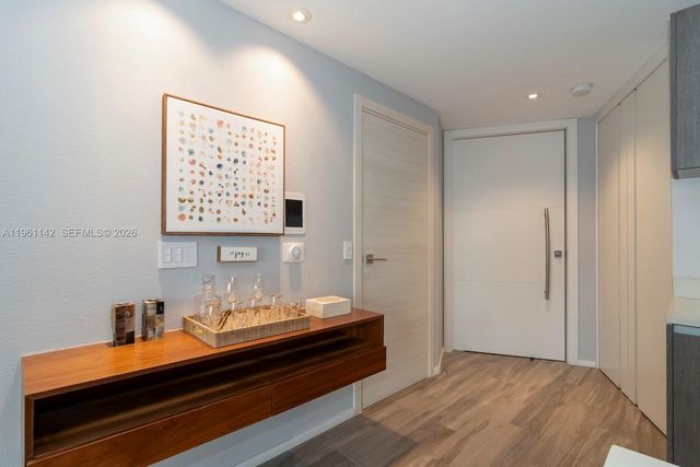 801 S Miami Ave 3803, Miami, FL 33130