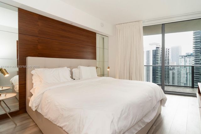 801 S Miami Ave 3803, Miami, FL 33130