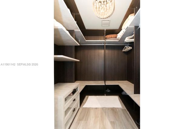 801 S Miami Ave 3803, Miami, FL 33130