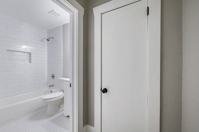 1401 12TH STREET S, St Petersburg, FL 33705