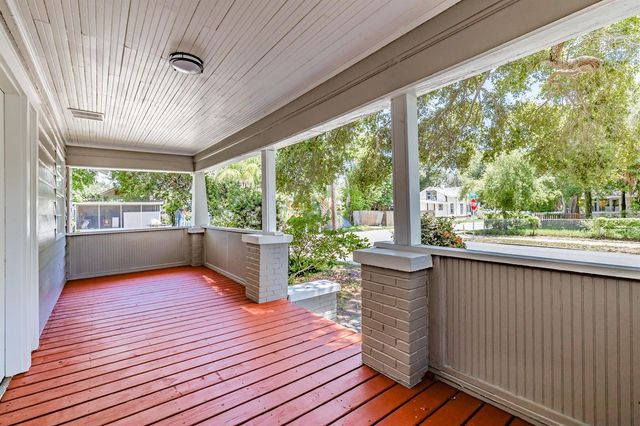 1401 12TH STREET S, St Petersburg, FL 33705