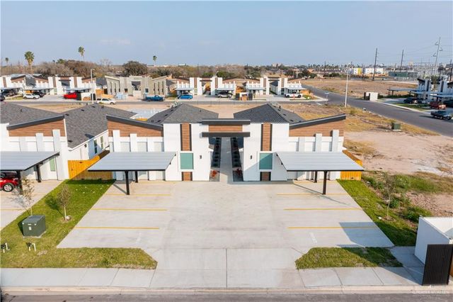 404 N Onyx Avenue 3, Edinburg, TX 78541