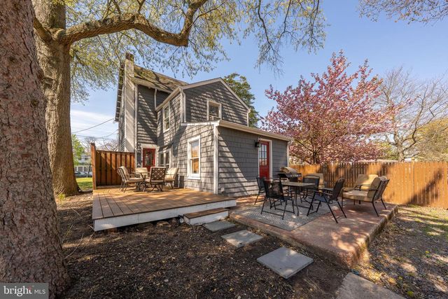 1401 MOUNT HOLLY RD, Burlington, NJ 08016