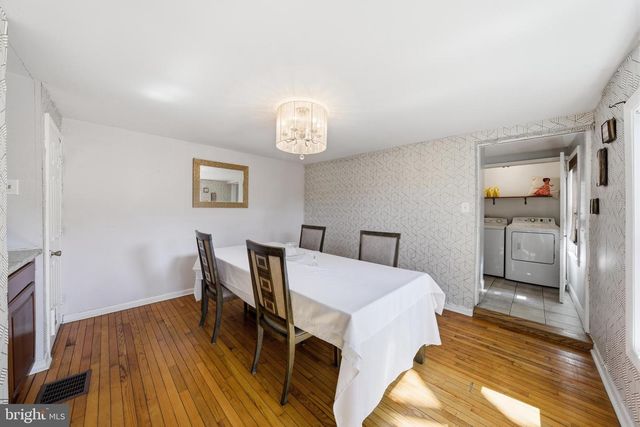 1401 MOUNT HOLLY RD, Burlington, NJ 08016