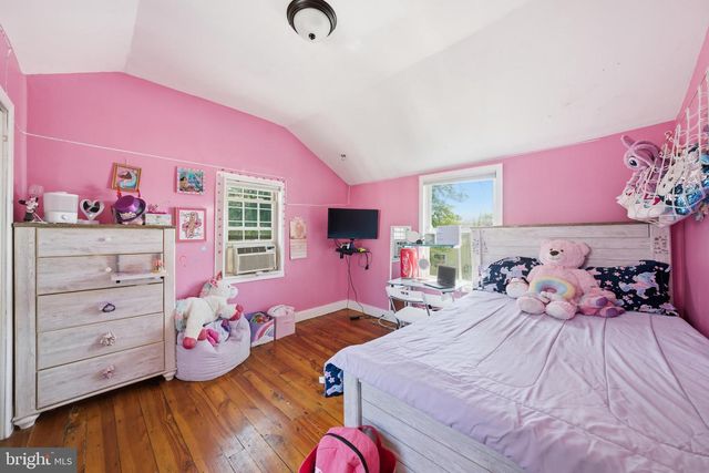 1401 MOUNT HOLLY RD, Burlington, NJ 08016