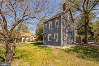 1401 MOUNT HOLLY RD, Burlington, NJ 08016