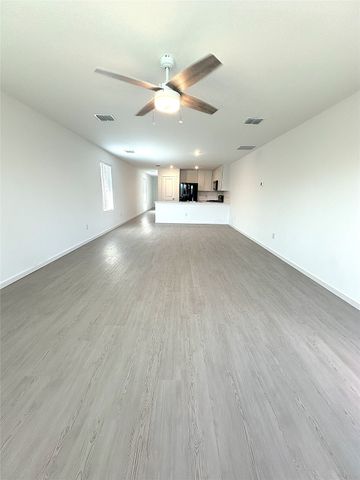 14110 Kempt Drive, Pilot Point, TX 76258