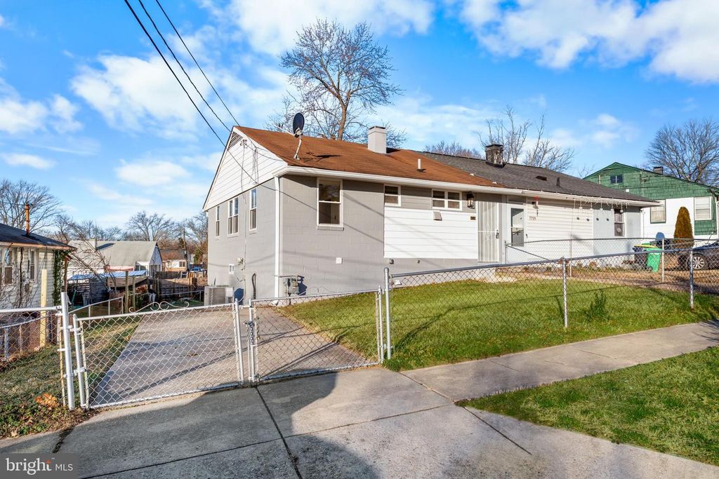 Image 1 of property listing at 7721 PENBROOK PL, Landover, MD 20785