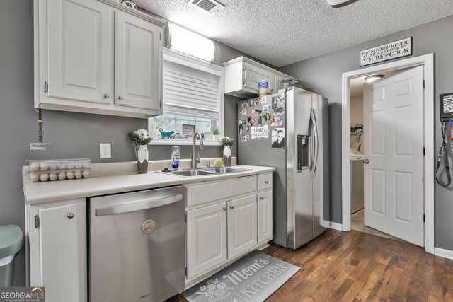 1715 Honeybee Creek Drive, Griffin, GA 30224