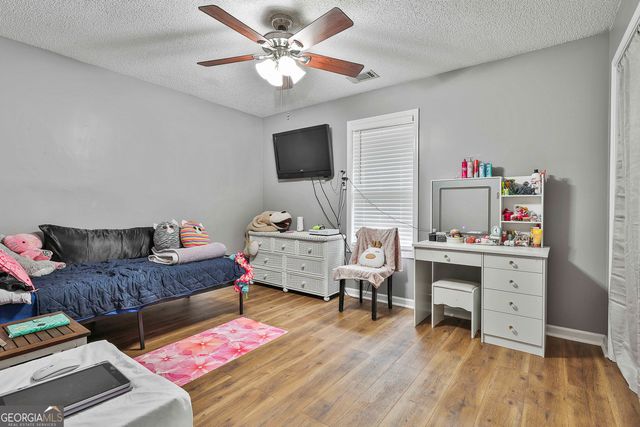 1715 Honeybee Creek Drive, Griffin, GA 30224