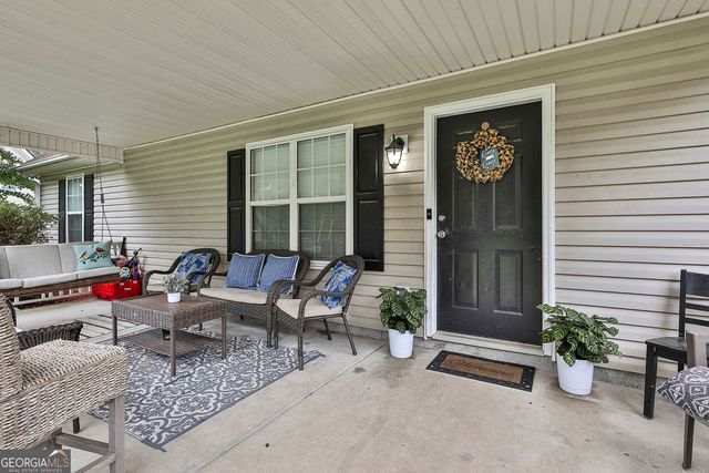 1715 Honeybee Creek Drive, Griffin, GA 30224