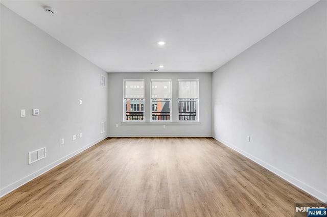 51 Okner Parkway 2005, Livingston, NJ 07039