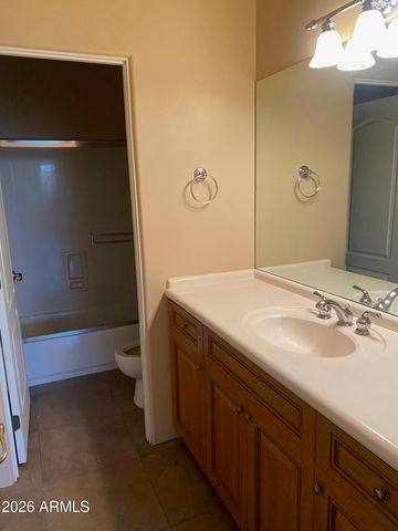 2433 W DESERT HILLS ESTATE Drive, Phoenix, AZ 85086