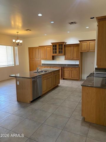 2433 W DESERT HILLS ESTATE Drive, Phoenix, AZ 85086