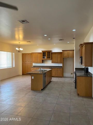 2433 W DESERT HILLS ESTATE Drive, Phoenix, AZ 85086