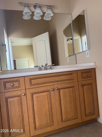 2433 W DESERT HILLS ESTATE Drive, Phoenix, AZ 85086