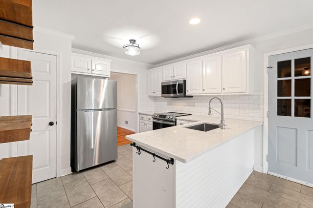 335 Tracy Lane, Moore, SC 29369