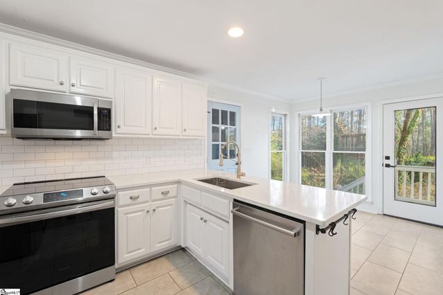 335 Tracy Lane, Moore, SC 29369