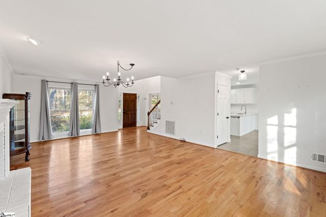 335 Tracy Lane, Moore, SC 29369