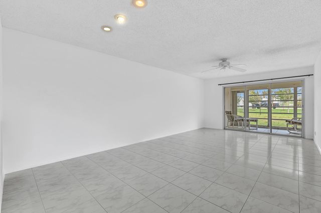 13721 Flora Place D, Delray Beach, FL 33484