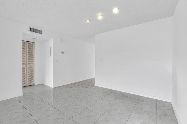 13721 Flora Place D, Delray Beach, FL 33484