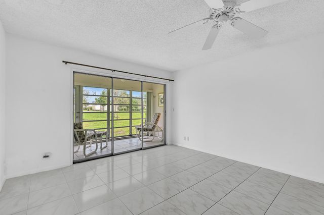 13721 Flora Place D, Delray Beach, FL 33484