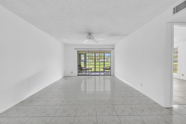 13721 Flora Place D, Delray Beach, FL 33484