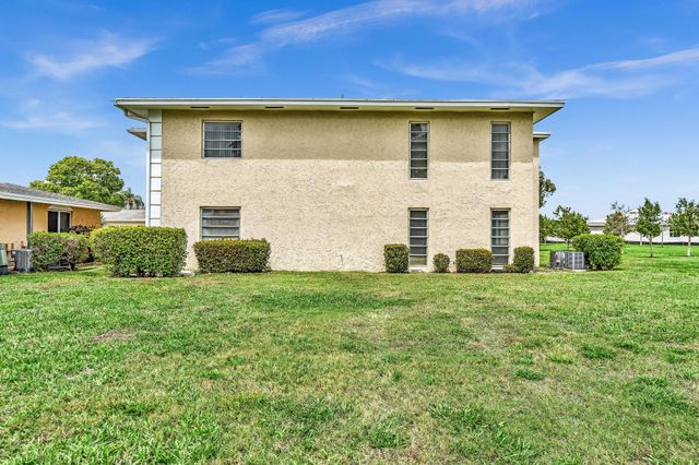 13721 Flora Place D, Delray Beach, FL 33484