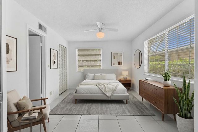 13721 Flora Place D, Delray Beach, FL 33484