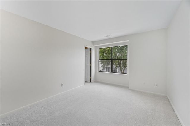 2416 Loran CT, Virginia Beach, VA 23451