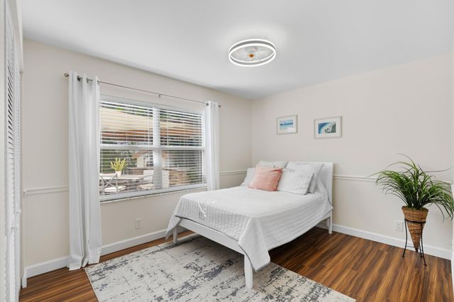 340 N Country Club Boulevard, Boca Raton, FL 33487