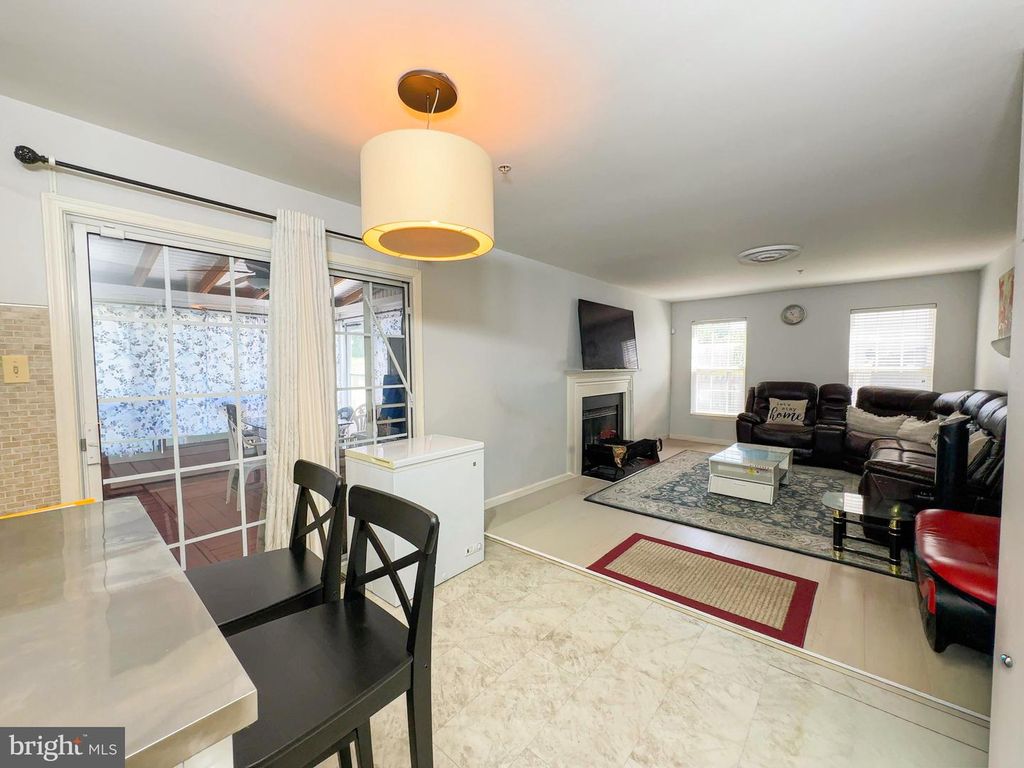Image 12 of property listing at 7504 CAILEN CT, Beltsville, MD 20705