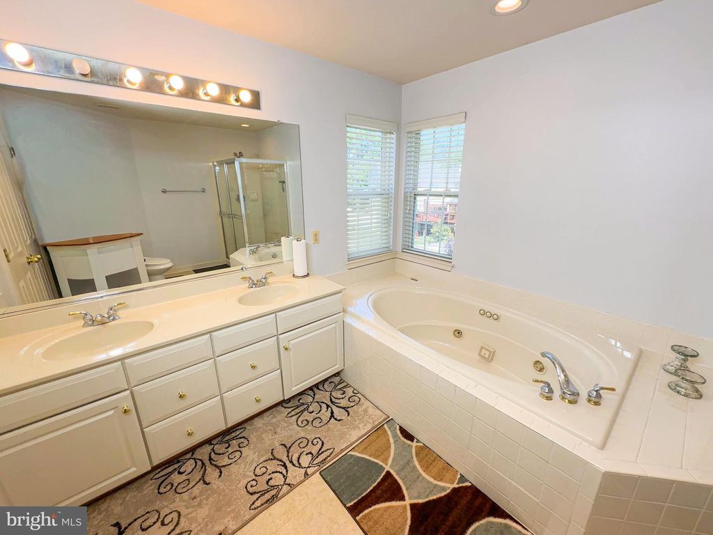 Image 19 of property listing at 7504 CAILEN CT, Beltsville, MD 20705