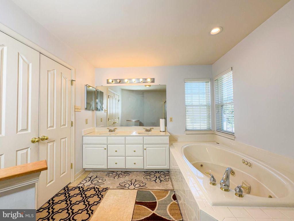 Image 20 of property listing at 7504 CAILEN CT, Beltsville, MD 20705