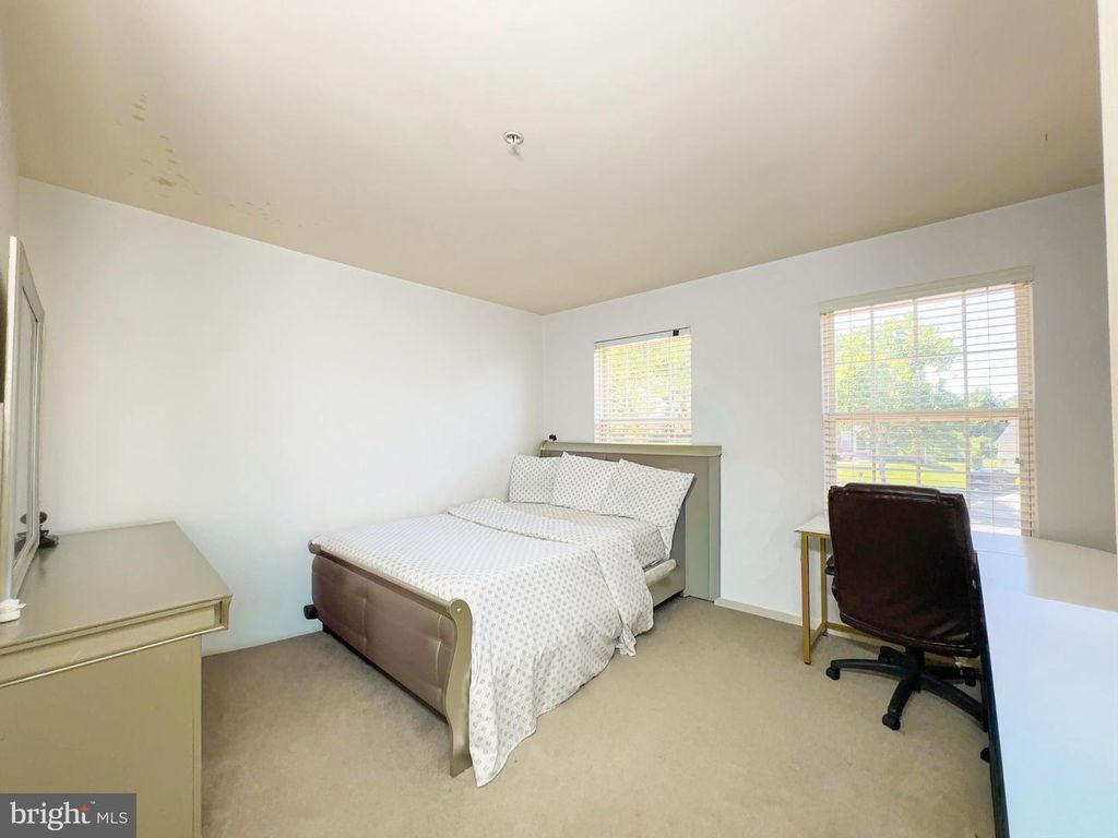 Image 24 of property listing at 7504 CAILEN CT, Beltsville, MD 20705