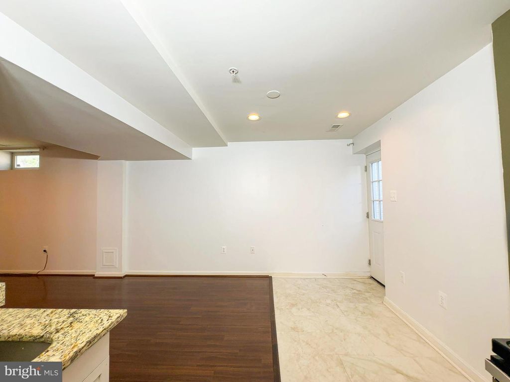 Image 32 of property listing at 7504 CAILEN CT, Beltsville, MD 20705