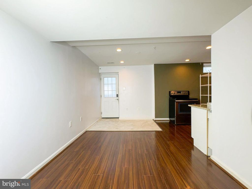 Image 34 of property listing at 7504 CAILEN CT, Beltsville, MD 20705