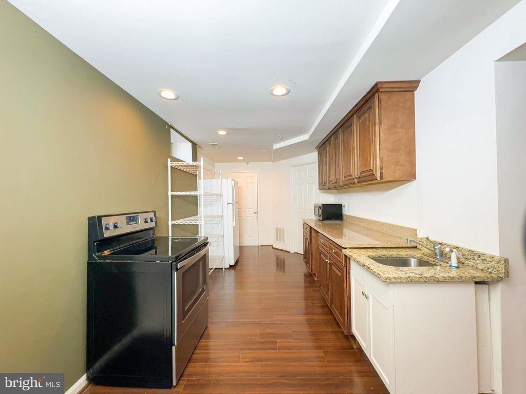 Image 35 of property listing at 7504 CAILEN CT, Beltsville, MD 20705