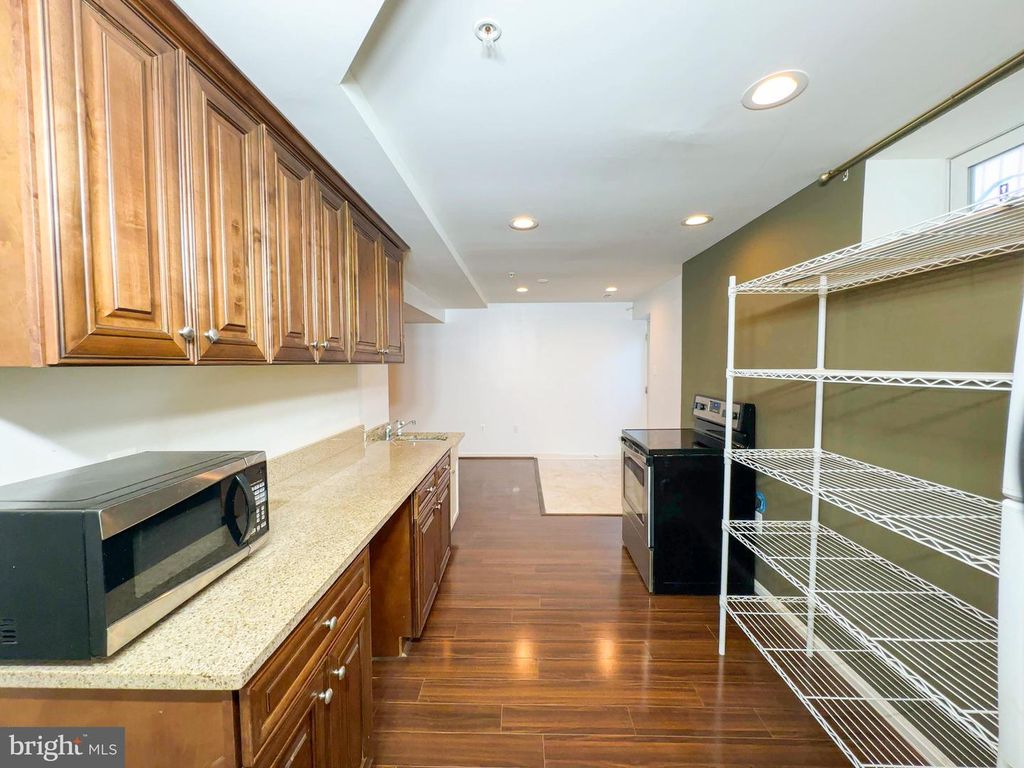 Image 37 of property listing at 7504 CAILEN CT, Beltsville, MD 20705