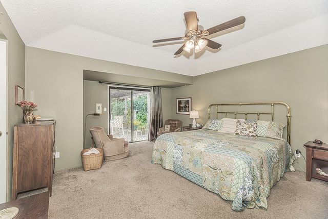 833 E El Paso Avenue N, Fresno, CA 93720
