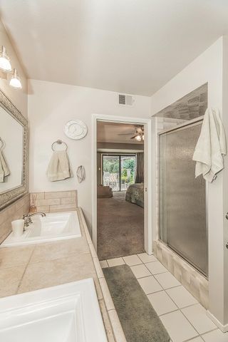 833 E El Paso Avenue N, Fresno, CA 93720
