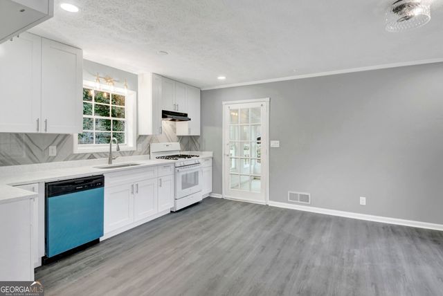 368 Nottingham Way SW, Marietta, GA 30064