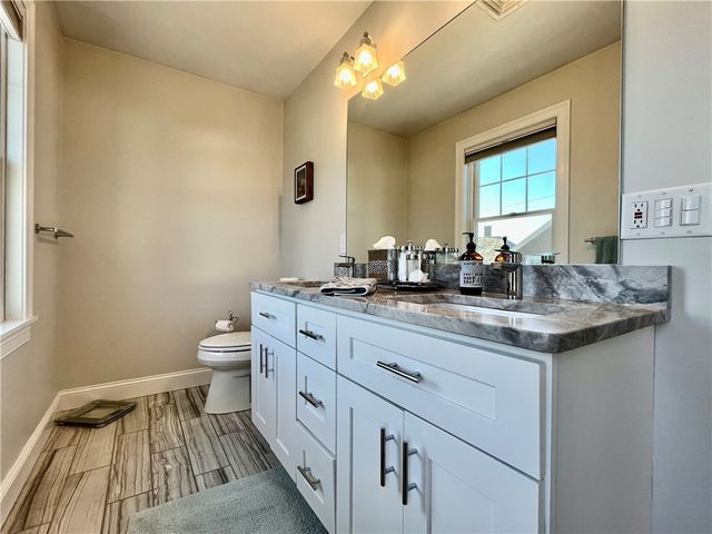 24 Stockholm Street, Newport, RI 02840