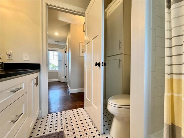 24 Stockholm Street, Newport, RI 02840