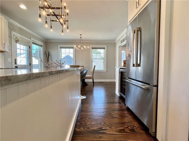 24 Stockholm Street, Newport, RI 02840