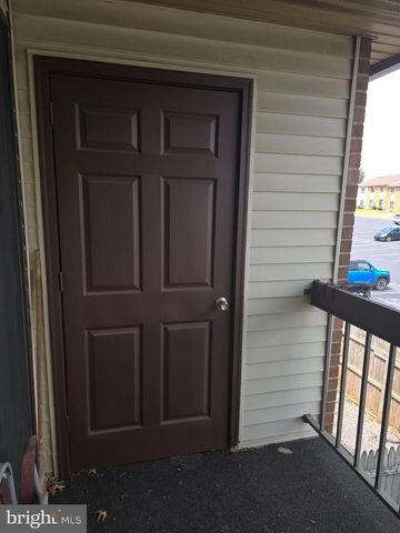 71 LANCASTER EST, Mount Joy, PA 17552