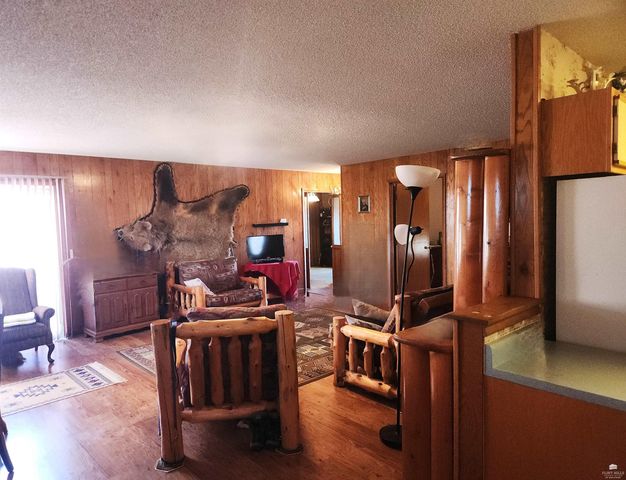 9226 Blue Ridge Road, Manhattan, KS 66503